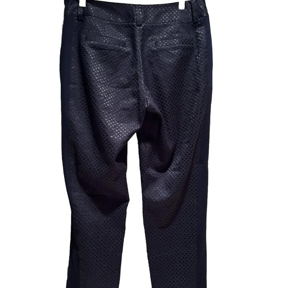 Designer Cache - Size 4 Pants Patterned Navy Tapered Leg NWOT - Picture 3 of 4